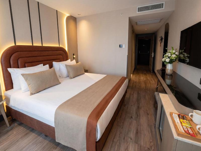 Edition Old City Hotel image