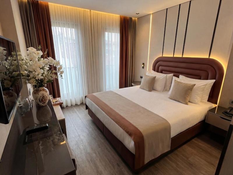 Edition Old City Hotel image