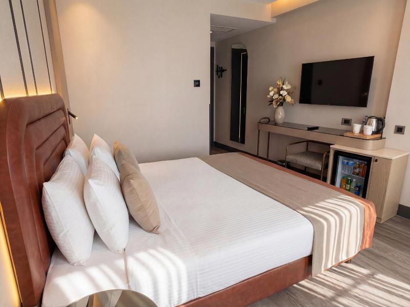 Edition Old City Hotel image