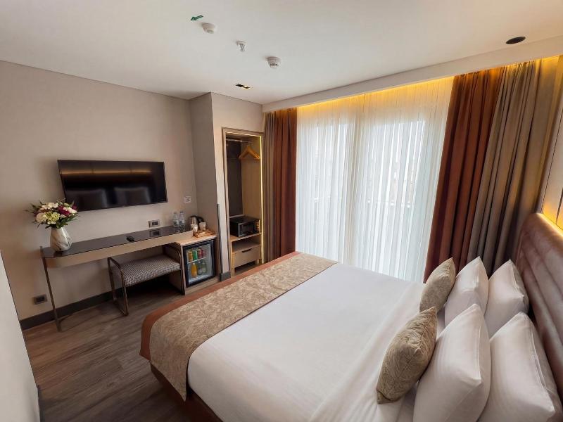 Edition Old City Hotel image
