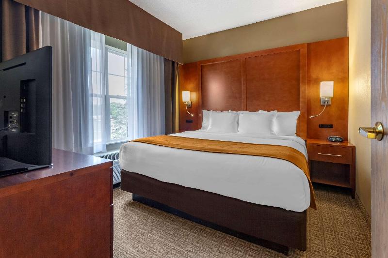 Hotel Comfort Suites Marquette