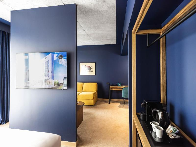 Kopster Hotel Residence Paris Ouest Colombes image