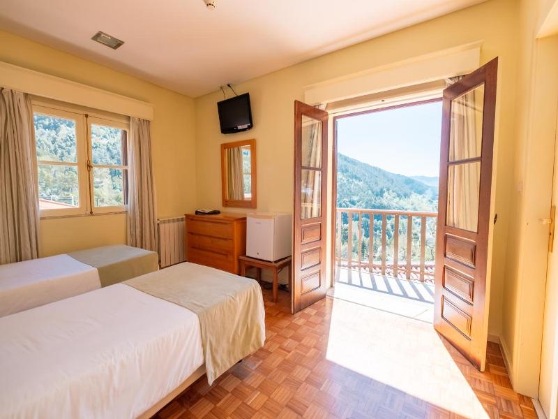 Adelaide Hotel image