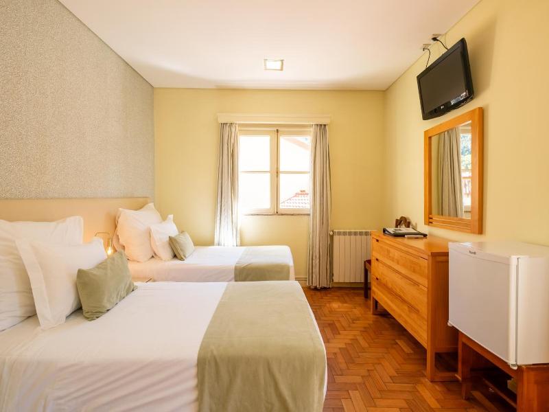 Adelaide Hotel image