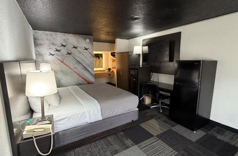 Eglin Extended Stay Hotel A Howard Johnson Wyndham image