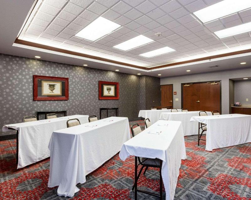 Comfort Suites Southaven - Memphis South image