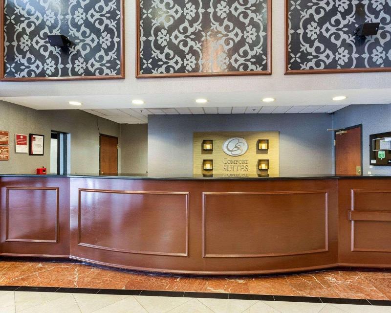 Comfort Suites Southaven - Memphis South image