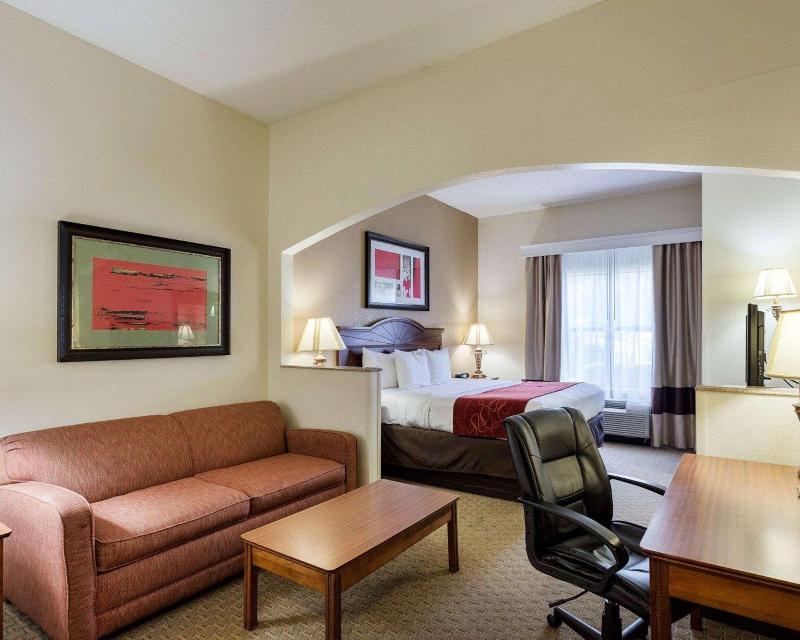 Comfort Suites Southaven - Memphis South image