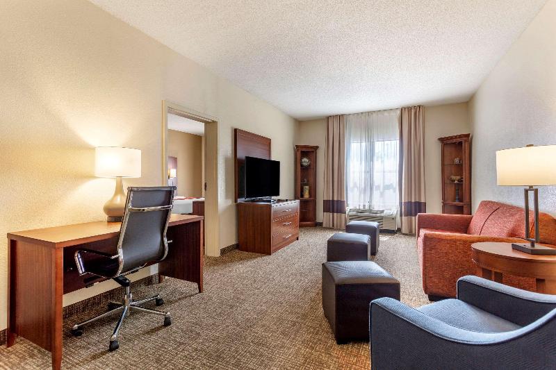 Comfort Suites Southaven - Memphis South image