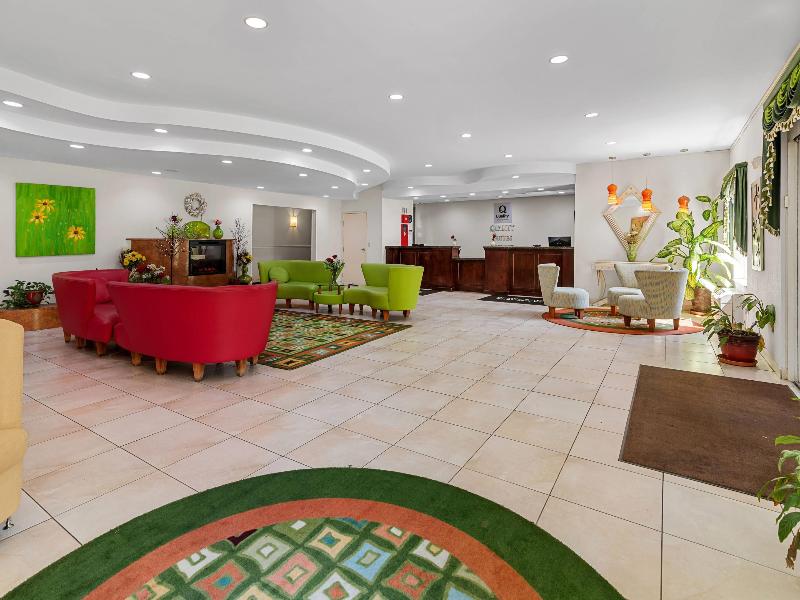 Quality Suites Stratford image