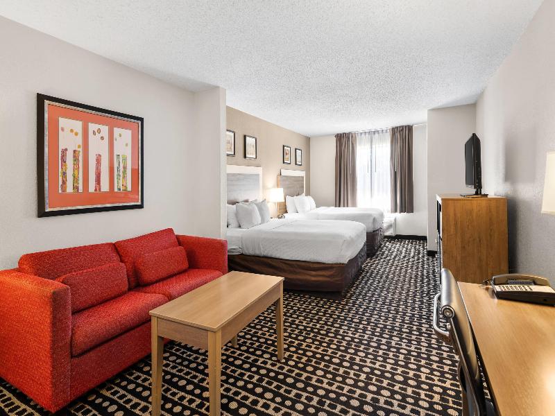 Quality Suites Stratford image