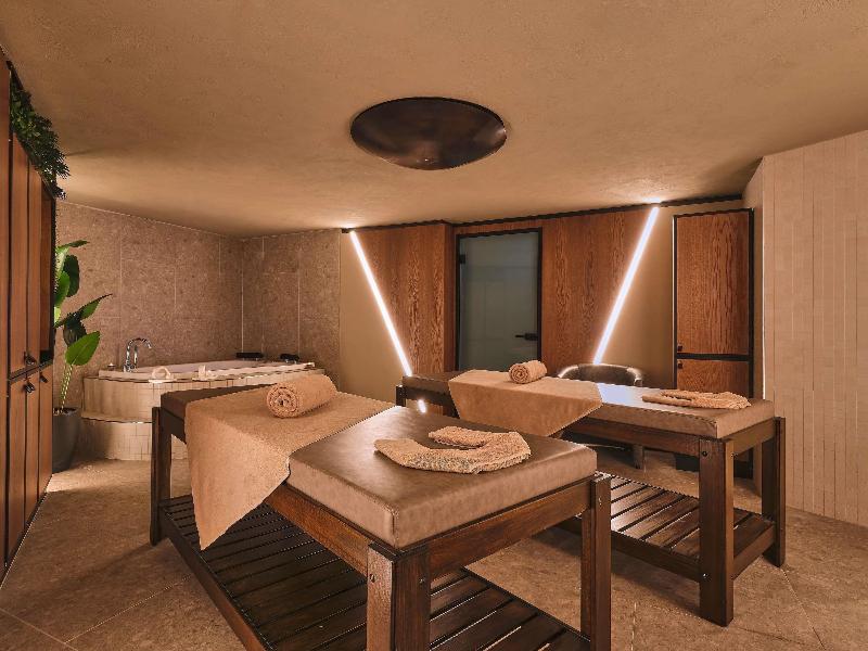 Novotel Istanbul Bomonti image