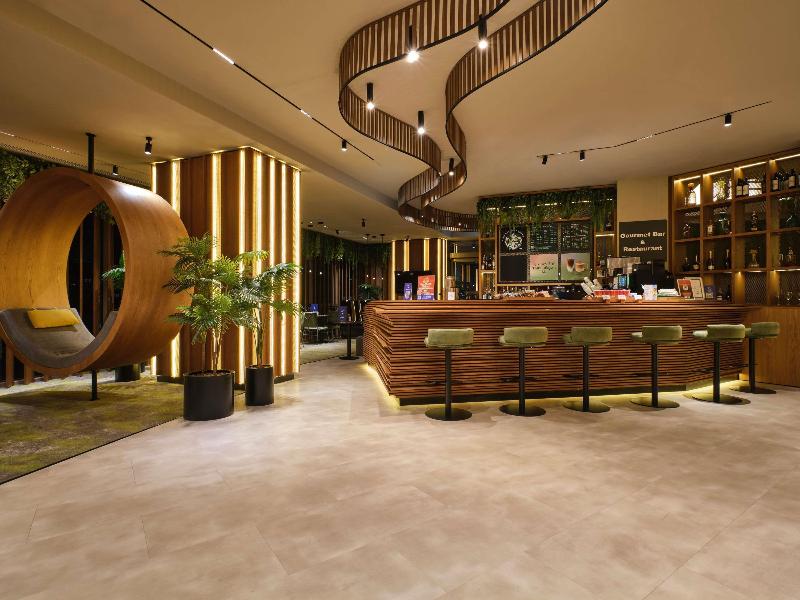 Novotel Istanbul Bomonti image