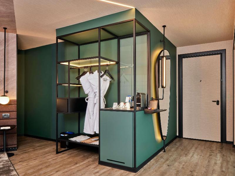 Novotel Istanbul Bomonti image