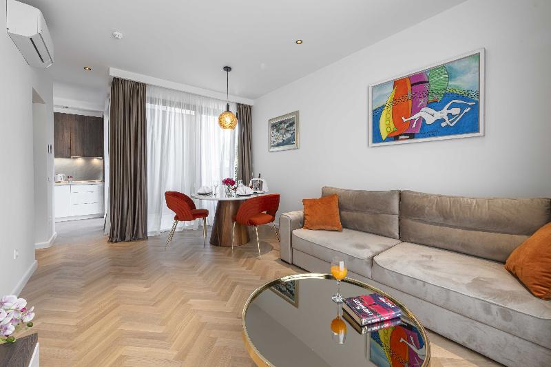 Rausion Luxury Apartments image