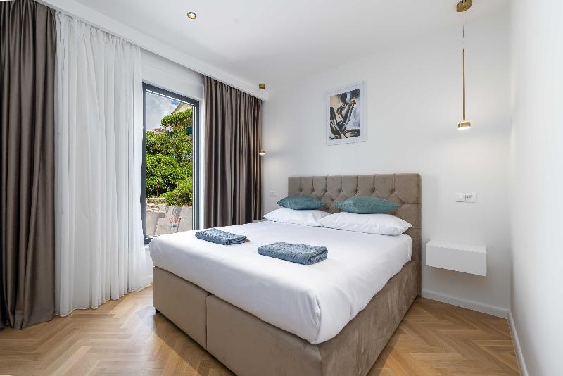 Rausion Luxury Apartments image