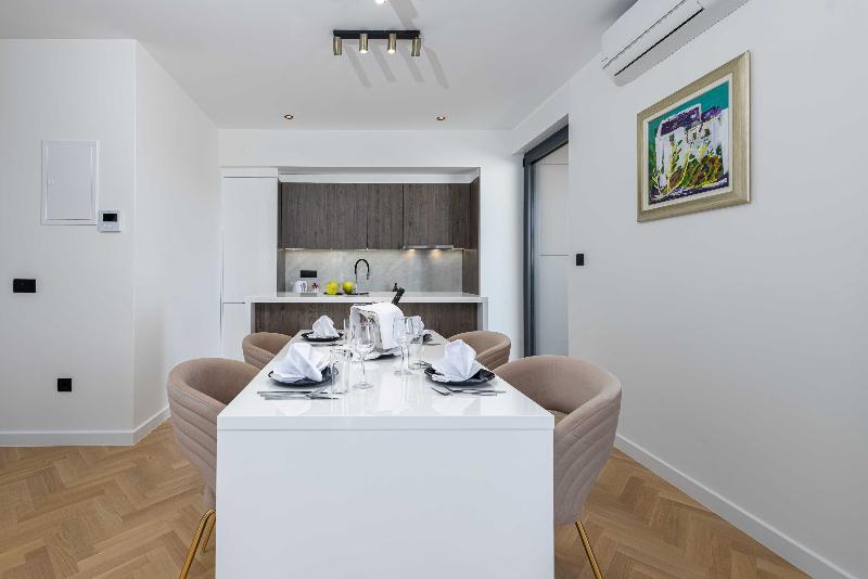 Rausion Luxury Apartments image