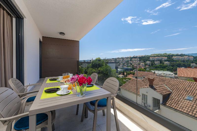 Rausion Luxury Apartments image