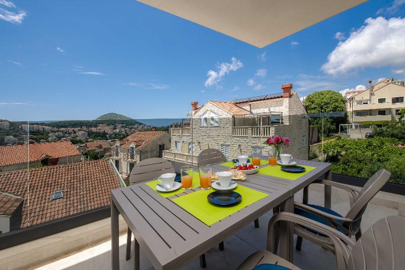 Rausion Luxury Apartments image