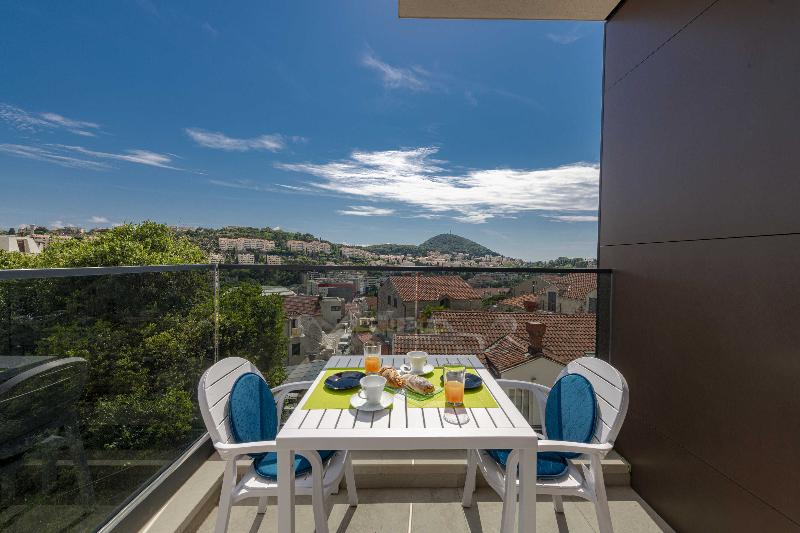 Rausion Luxury Apartments image