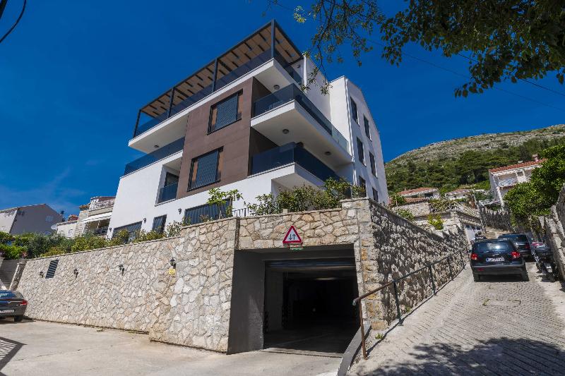Rausion Luxury Apartments image