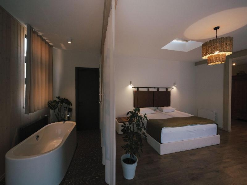 Kiketi Farm Hotel image
