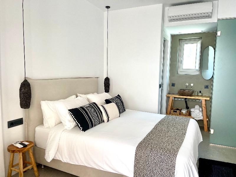 Mykonos Dot Suites image