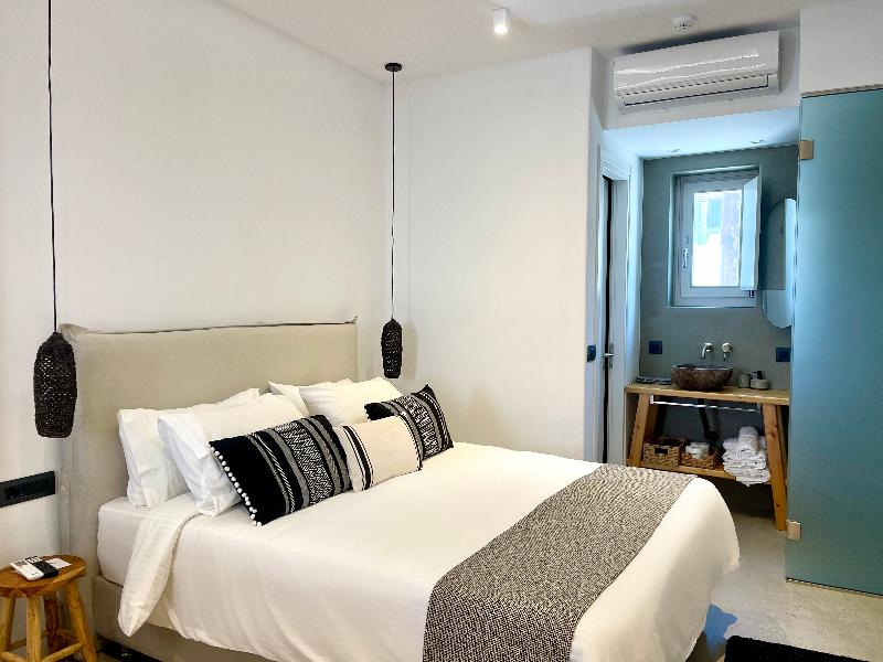 Mykonos Dot Suites image