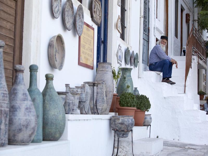 Ostrako Beachside Suites image