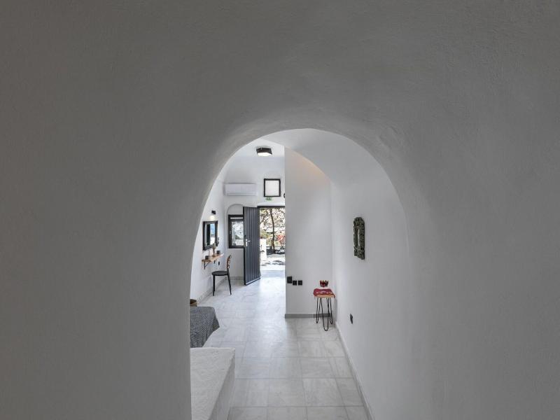 Pearl Of Caldera Oia Boutique Hotel image