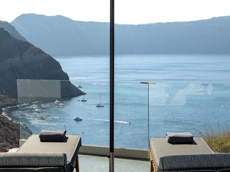 Pearl Of Caldera Oia Boutique Hotel image