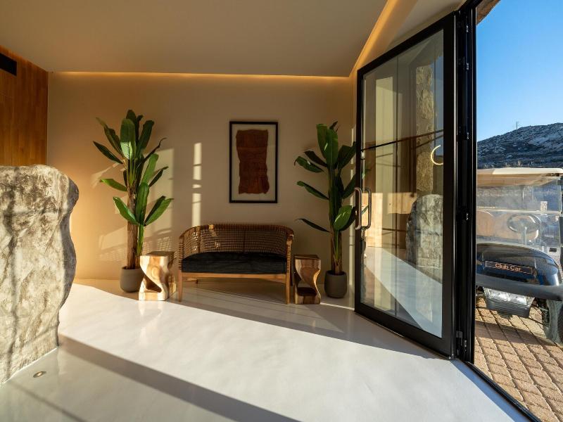Ftelia Black Villas