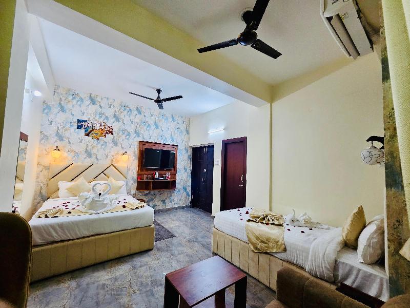 Hotel Dream Palace image
