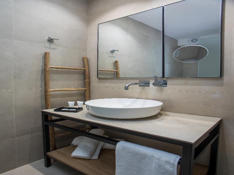 Pado Living image
