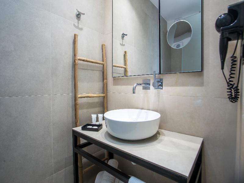 Pado Living image