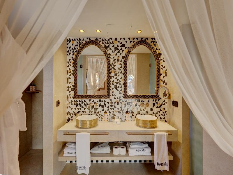 Palmeraie Oasis Camp image
