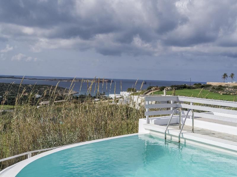 Anthemion Paros A Villas Suites image