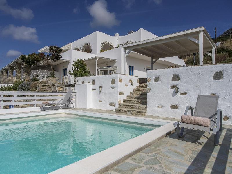 Anthemion Paros A Villas Suites image