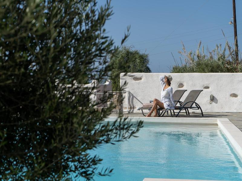 Anthemion Paros A Villas Suites image