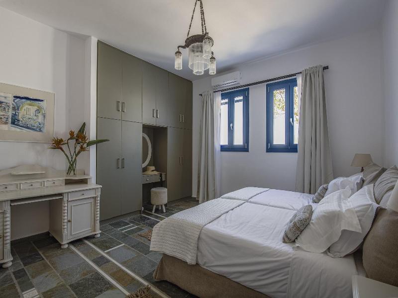 Anthemion Paros A Villas Suites image