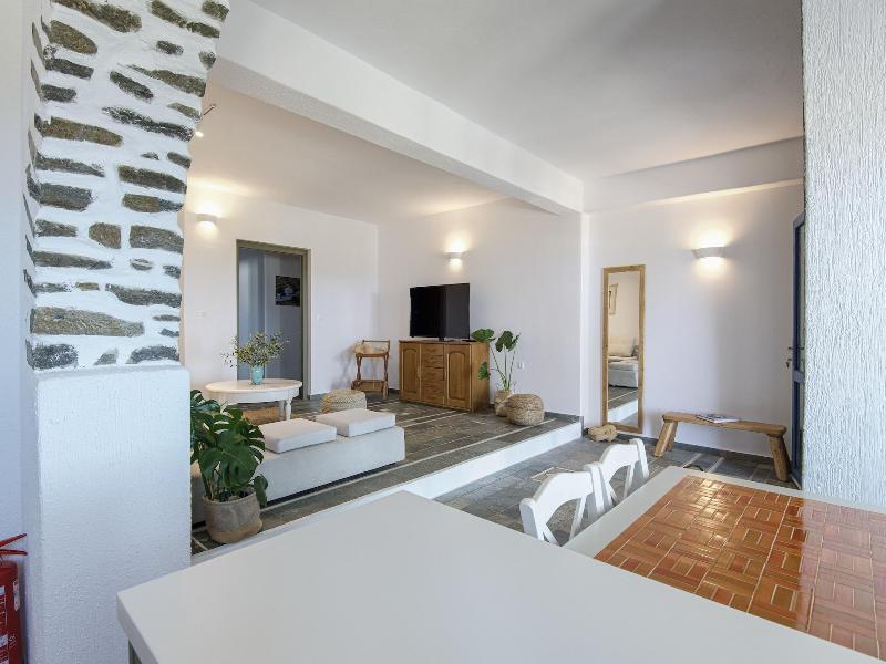 Anthemion Paros A Villas Suites image