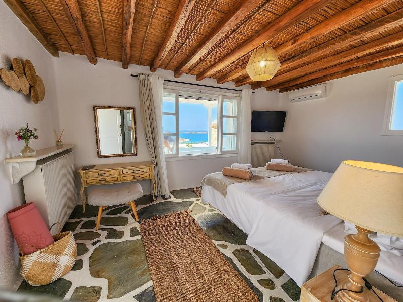 Anthemion Paros A Villas Suites image