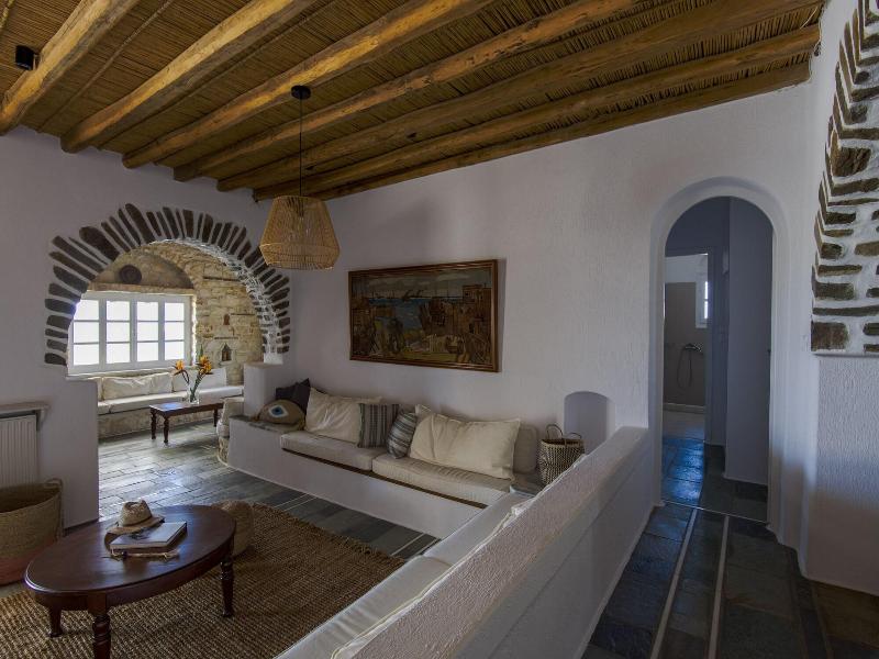 Anthemion Paros A Villas Suites image