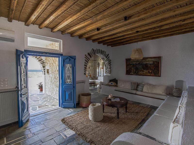 Anthemion Paros A Villas Suites image