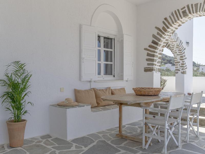 Anthemion Paros A Villas Suites image