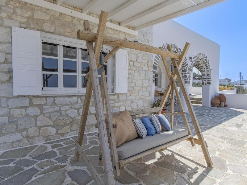 Anthemion Paros A Villas Suites image