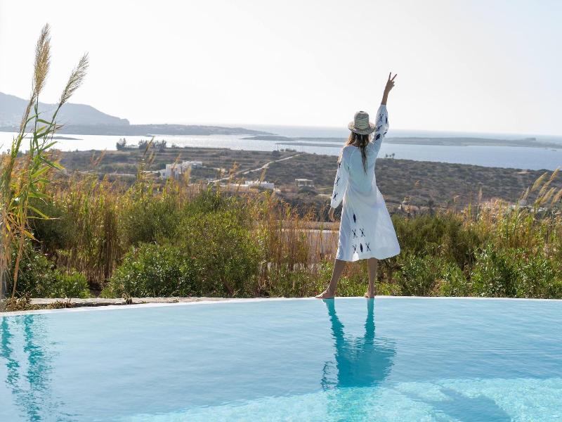 Anthemion Paros A Villas Suites image