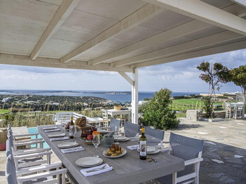Anthemion Paros A Villas Suites image