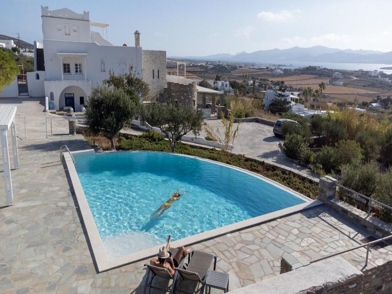 Anthemion Paros A Villas Suites image