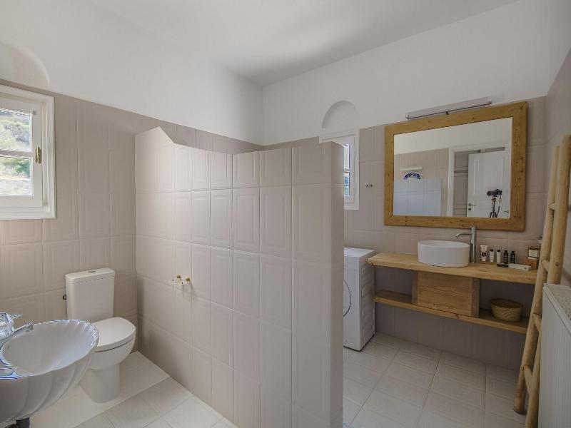 Anthemion Paros A Villas Suites image
